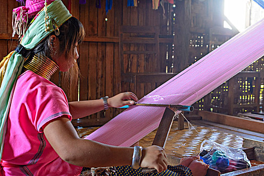 长颈,女孩,女人,编织,织布机,茵莱湖,掸邦,缅甸