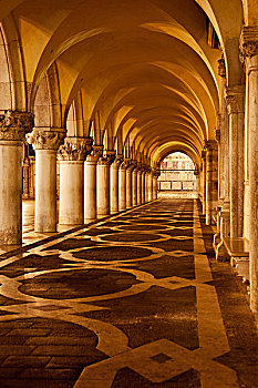 拱形,天花板,柱子,夜晚,公爵宫,威尼斯,意大利