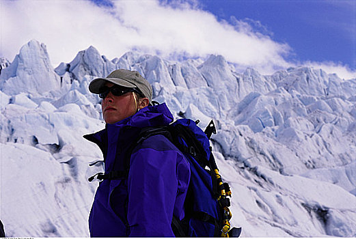 女性,攀冰者,门登霍尔冰川,阿拉斯加,美国