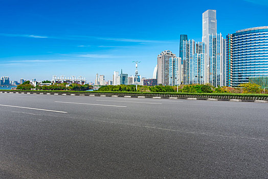 道路地砖和天津现代城市建筑天际线