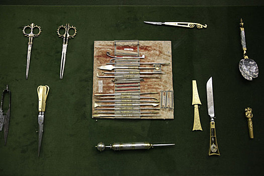 欧洲古代手术工具