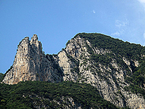 长江三峡神女峰