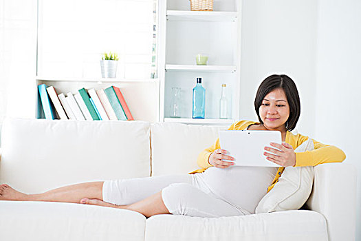 亚洲人,孕妇,平板电脑