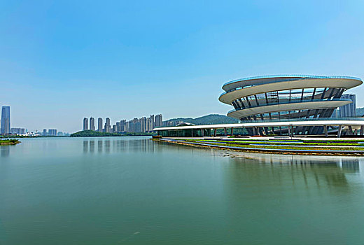 湖南省長沙梅溪湖－城市島雙螺旋觀景平臺
