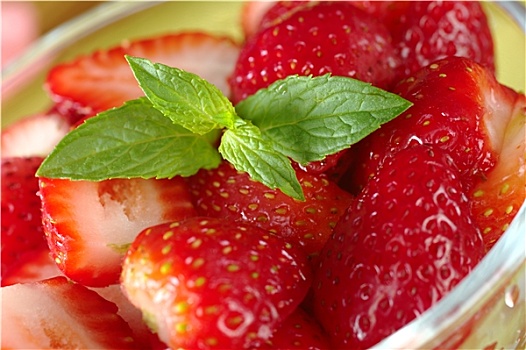 薄荷叶,草莓