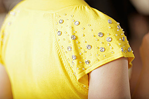 女人,黄色,连衣裙,晶莹,珠子,肩上,后视图,特写