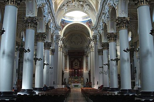教堂中殿,拉古萨,意大利