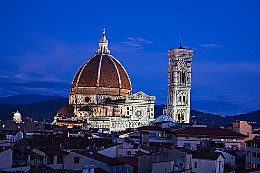 中央教堂,佛罗伦萨,晚间,蓝光