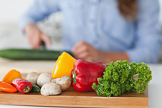 木板,蔬菜,桌子,女人,切,西葫芦,背景