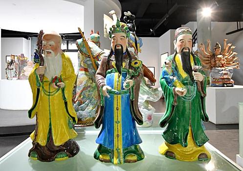 江西景德鎮(zhèn)：雕塑陶瓷精品薈萃