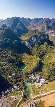 广西河池凤山三门海景观