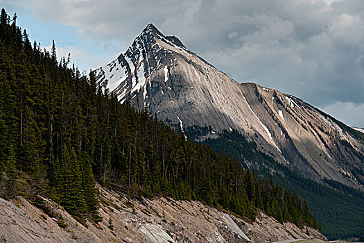 山峰,碧玉国家公园,艾伯塔省,加拿大