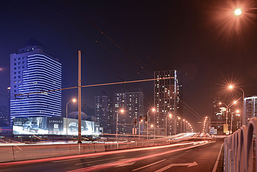 公路夜景