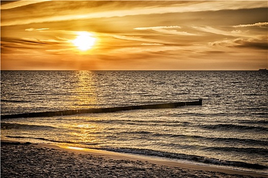 日落,波罗的海