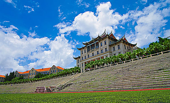 厦门大学