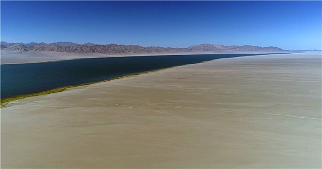甘肃阿克塞,甘肃最大的内流湖,苏干湖