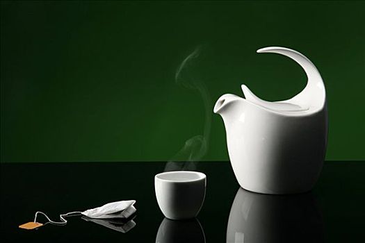 茶壶,杯子,茶叶包