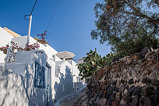 希腊圣托里尼伊亚地区岛屿的小巷