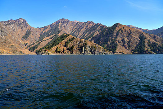 天山天池