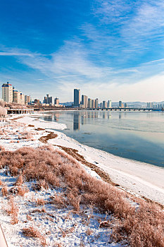 吉林松花江畔雪景