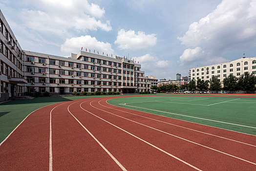 学校