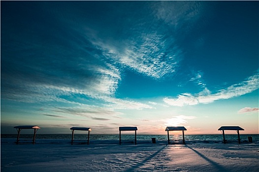 野餐桌,海洋,冬天