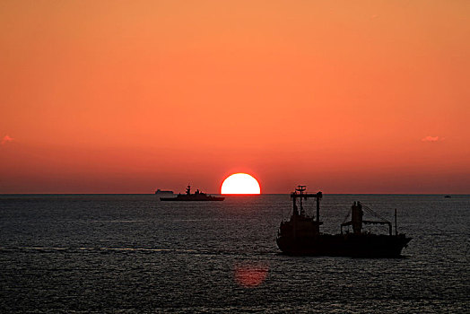 晚霞中的台湾海峡