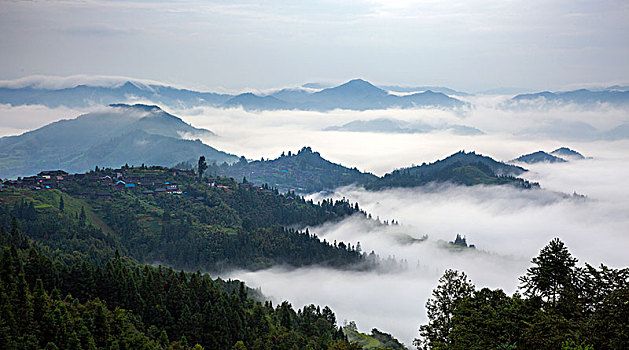 苗山侗水风光无限好