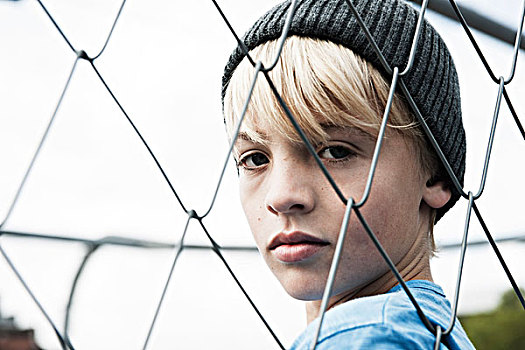 男孩,头像,看穿,铁丝网,曼海姆,巴登符腾堡,德国