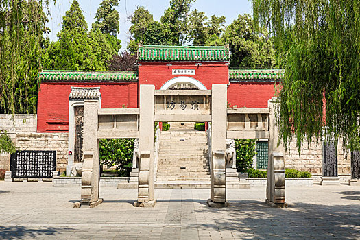 中国河南省汤阴周文王羑里城演易处古建筑