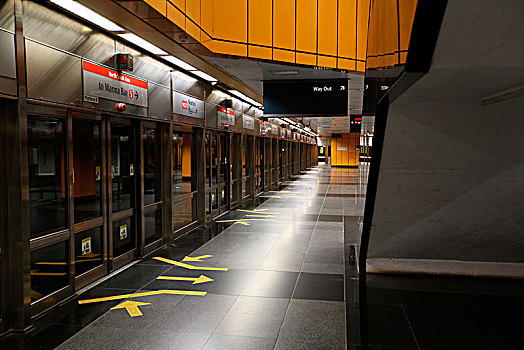 新加坡地铁
