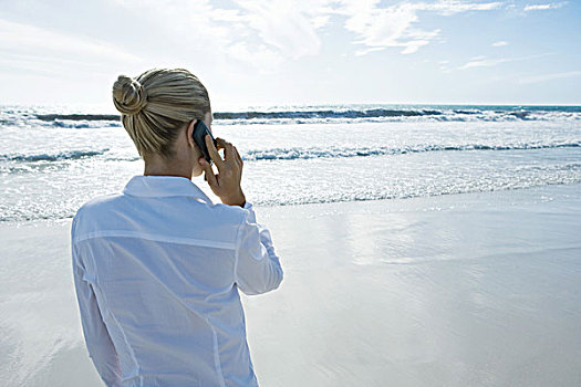 职业女性,手机,海滩,后视图