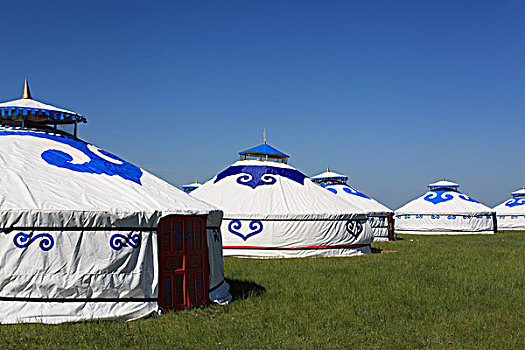 草原,蒙古包