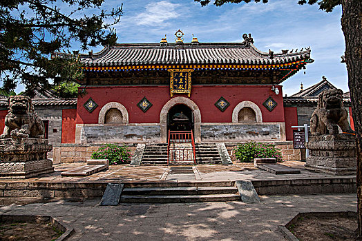 山西忻州市五台山罗睺寺寺院天王殿