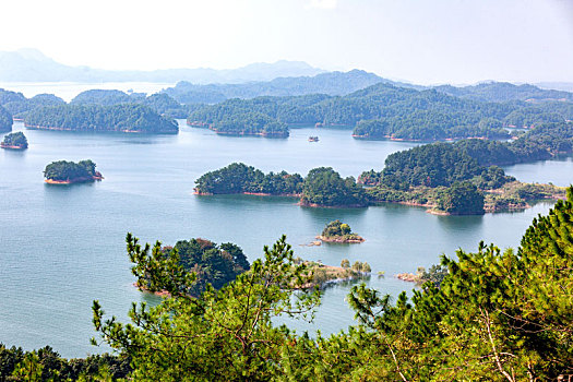 浙江杭州,淳安县5a级旅游景区千岛湖