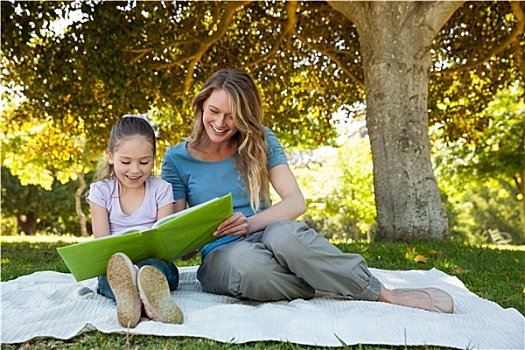高兴,母女,读,书本,公园