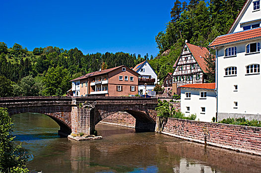 桥,穿过,纳戈尔德,河,黑森林,巴登符腾堡,德国,欧洲