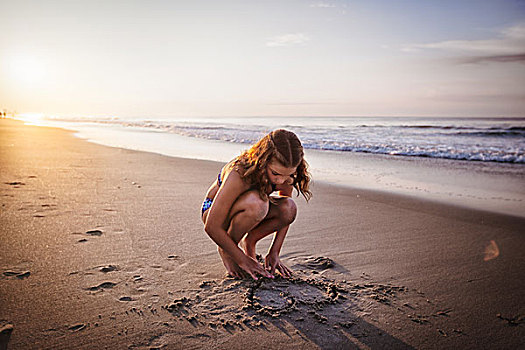 女孩,心形,沙子,海滩
