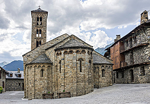 罗马式,圣玛丽亚教堂,世界遗产,加泰罗尼亚,西班牙,欧洲