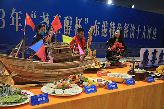 上百种特色美食争奇斗艳,十大特色餐饮评选让市民流连忘返