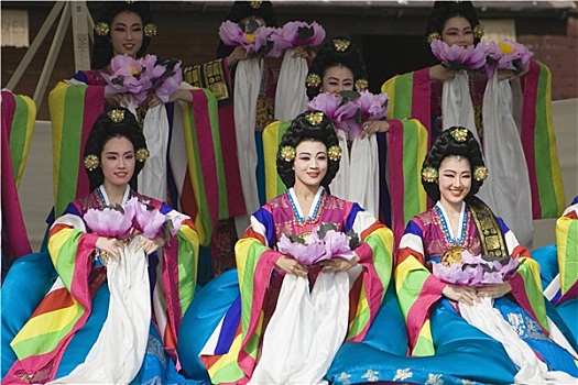韩国人,种族,舞蹈表演