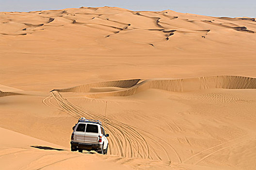 运动型多功能车,沙滩,沙丘,奥巴里,撒哈拉沙漠,费赞,利比亚