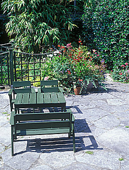 绿色,木质,桌子,椅子,路,区域,几个,容器,花,小溪口,英格兰,欧洲