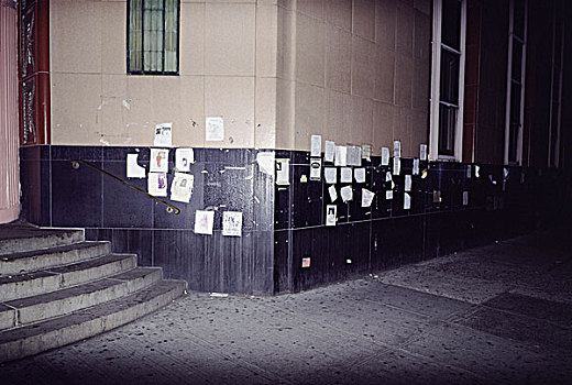 残余,人,海报,困住,柱子,办公室,建筑,户外,夜晚,运河街道,唐人街,纽约,美国,十一月,2001年