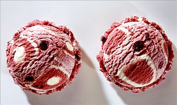 两个,舀具,樱桃,酸奶冰淇淋