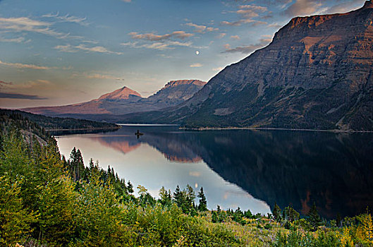 圣玛丽湖,日落,大雁,岛屿,远景,冰川国家公园,蒙大拿