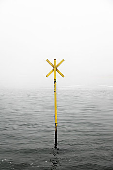 黄色,杆,上面,海洋,模糊,背景,普尔,港口,多西特,英格兰,二月,2009年