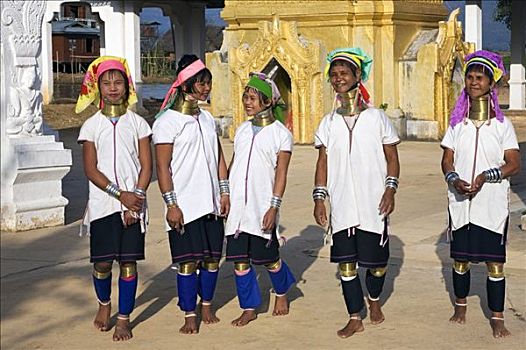 缅甸,茵莱湖,女人,穿戴,传统,重,黄铜,项链,颈部,腿,乐队,仰视,膝