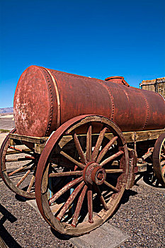 和谐,团队,四轮马车,死亡谷国家公园,加利福尼亚,美国