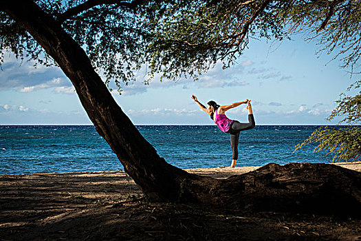 女人,练习,瑜珈,海滩